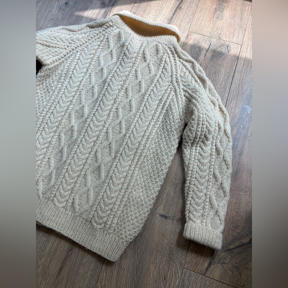 Macmillan of Scotland Cable Knit Wool Cardigan Sweater Large UK 42 Aran Unisex - Picture 9 of 16
